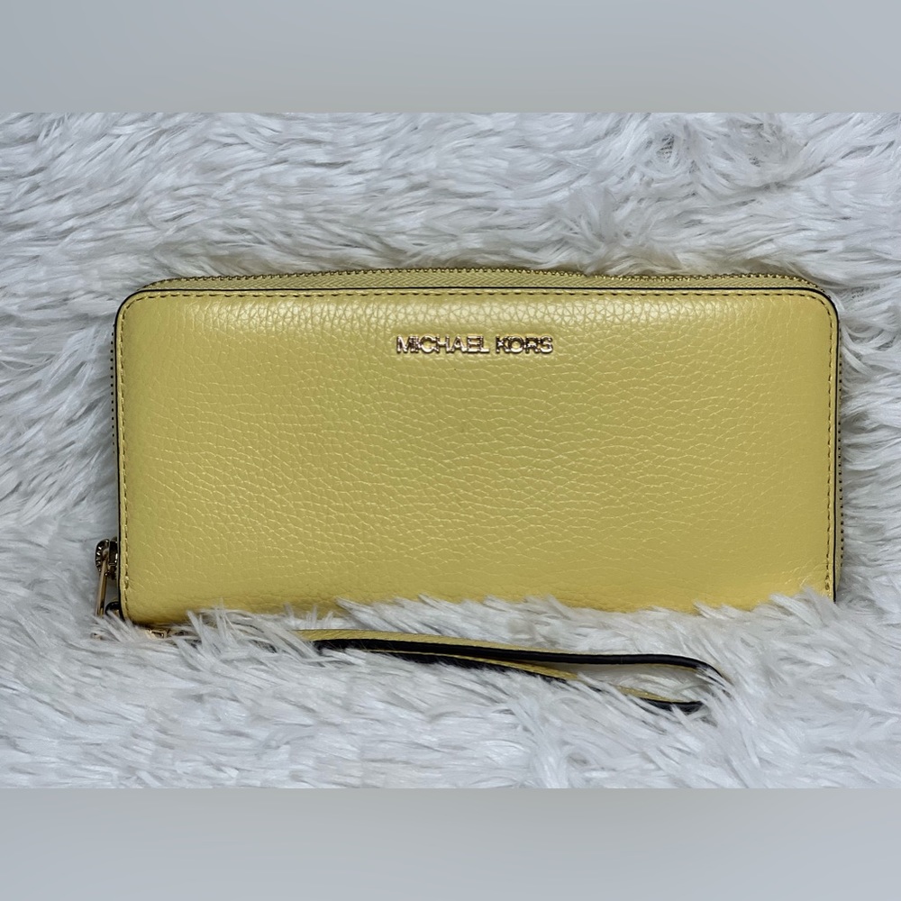 Michael Kors Butterscotch Continental Wristlet